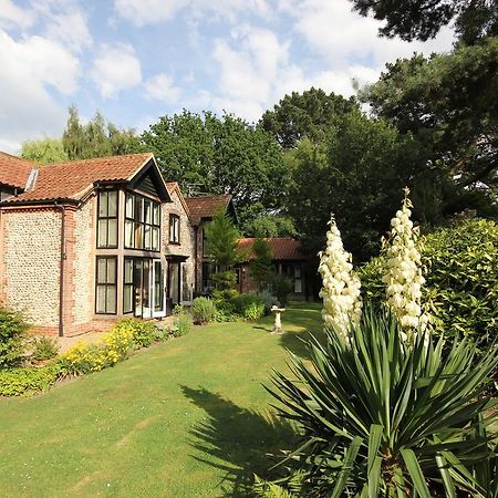 Felbrigg Lodge Bed And Breakfast Aylmerton エクステリア 写真