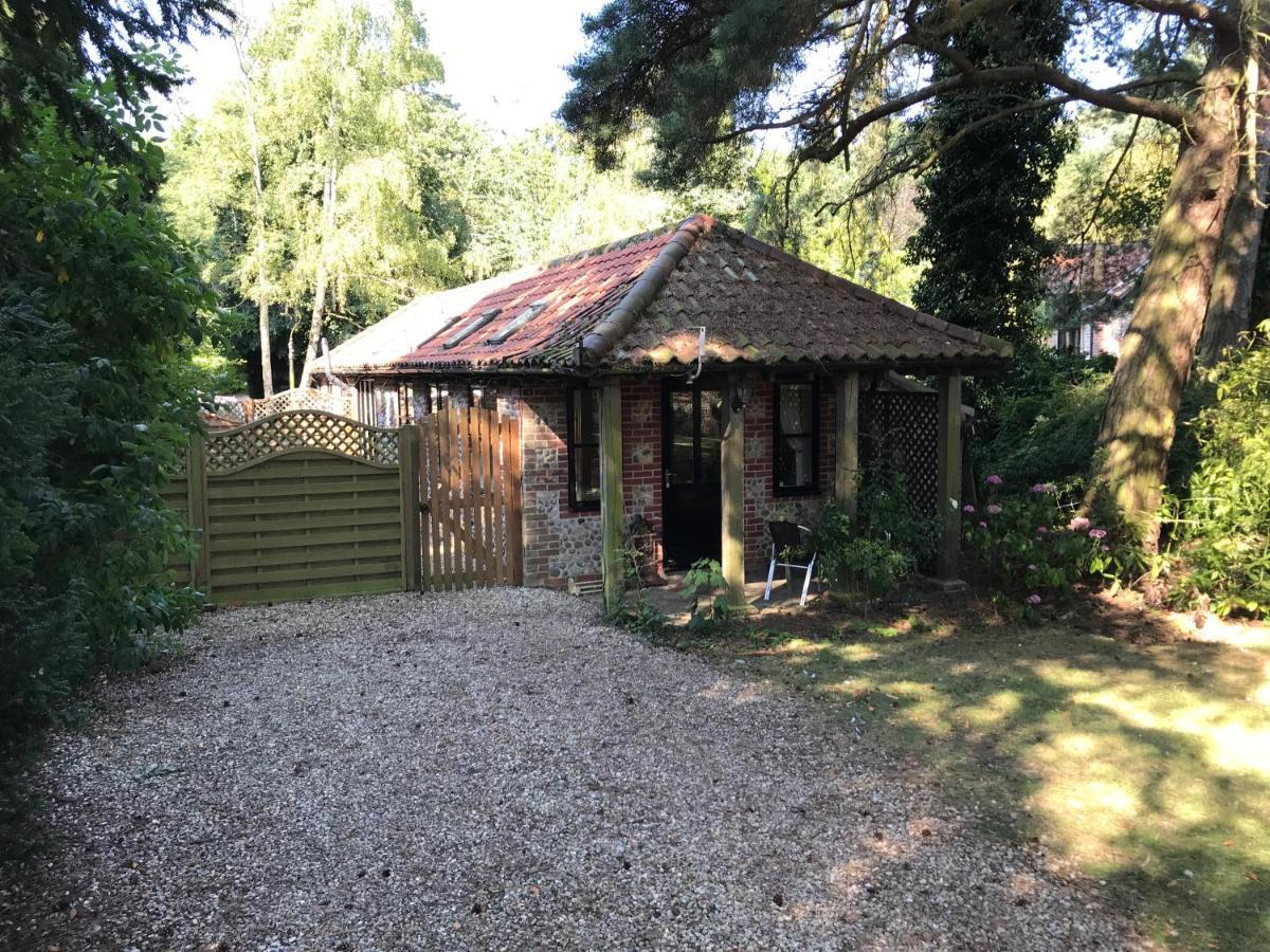 Felbrigg Lodge Bed And Breakfast Aylmerton エクステリア 写真
