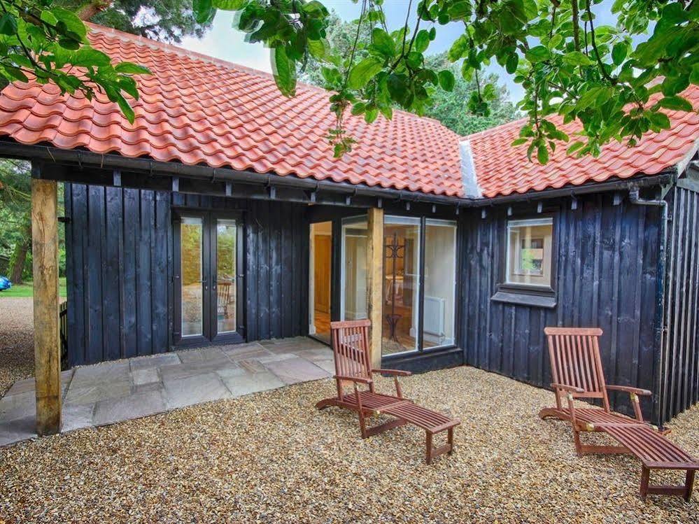 Felbrigg Lodge Bed And Breakfast Aylmerton エクステリア 写真