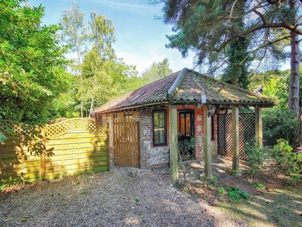 Felbrigg Lodge Bed And Breakfast Aylmerton エクステリア 写真