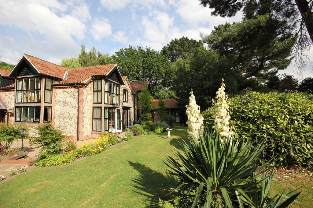 Felbrigg Lodge Bed And Breakfast Aylmerton エクステリア 写真